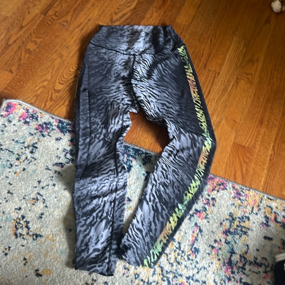 Alo Vapor High Waist Zebra Legging